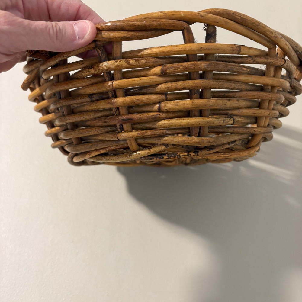 Vtg Round Wicker Basket Thick Weave Boho Decorative Fruit Bowl Brown 10.5in - Picture 9 of 10